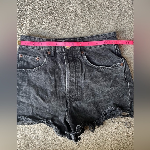 Zara High Waisted Shorts 0 - Picture 4 of 6